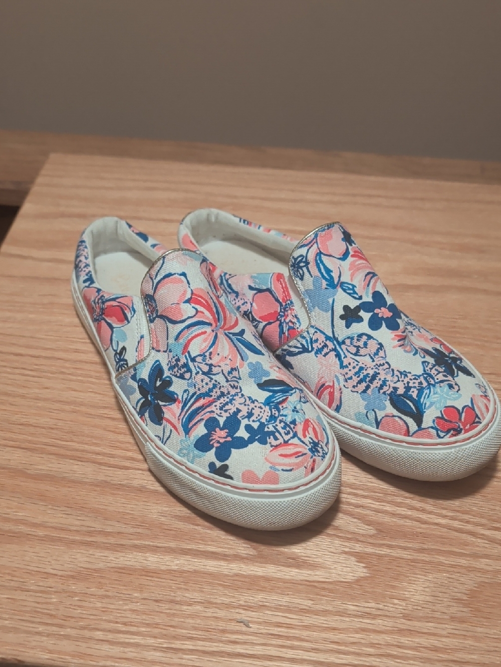 Lilly Pulitzer Floral Slip-On Sneakers in Blue & Pink Size 6